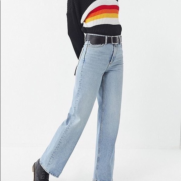 NWT🖤 High waist, wide leg denim blue jeans - Picture 6 of 8